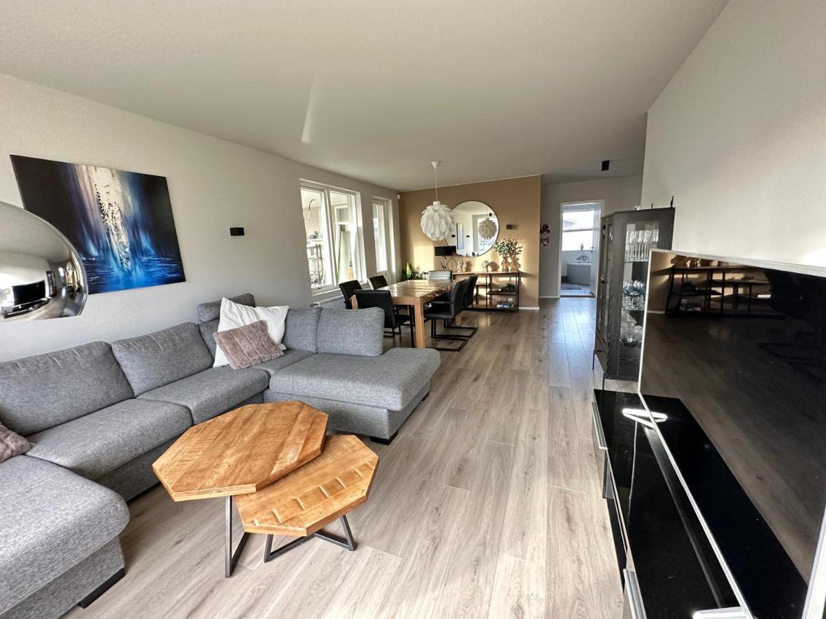 Spacious And Family Friendly Apartment In Kopavogur Reykjavík Exteriör bild